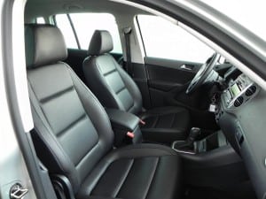 2014 Volkswagen Tiguan - interior 2 - AOA1200px