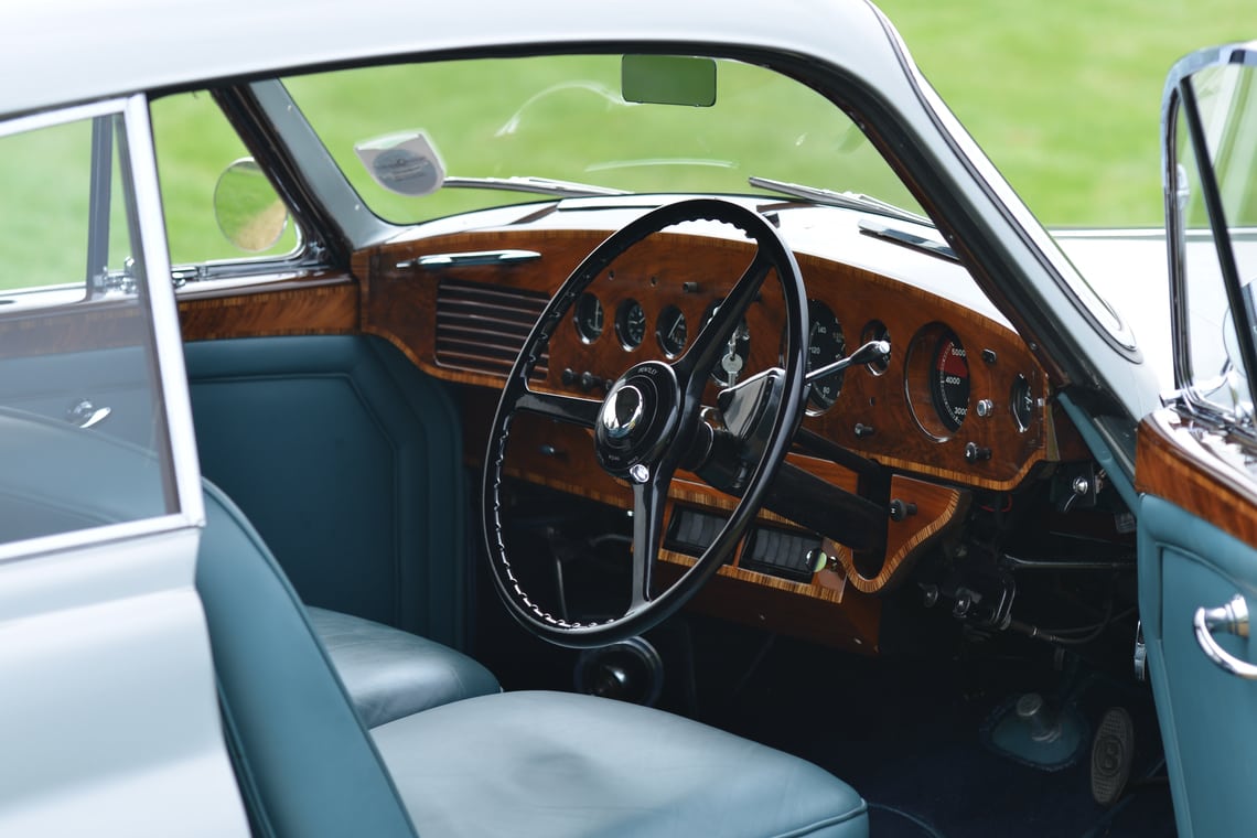 211014silvauct-1954 Bentley R Type Continental Fastback interior