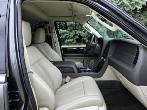 2015 Lincoln Navigator - interior 14 - AOA1200px