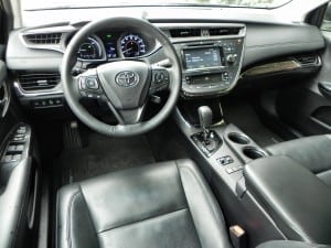 2015 Toyota Avalon Hybrid - interior 5 - AOA1200px