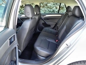 2015 Volkswagen Golf TSI - interior 3 - AOA1200px