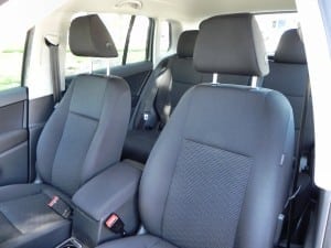 2015 Volkswagen Tiguan - interior 2 - AOA1200px