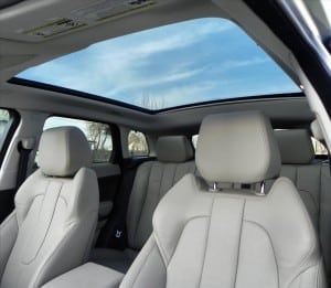 2015 Range Rover Evoque - interior 3 - AOA1200px