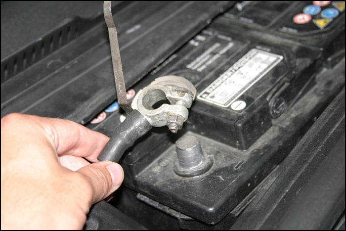 2008 ford edge battery terminal replacement