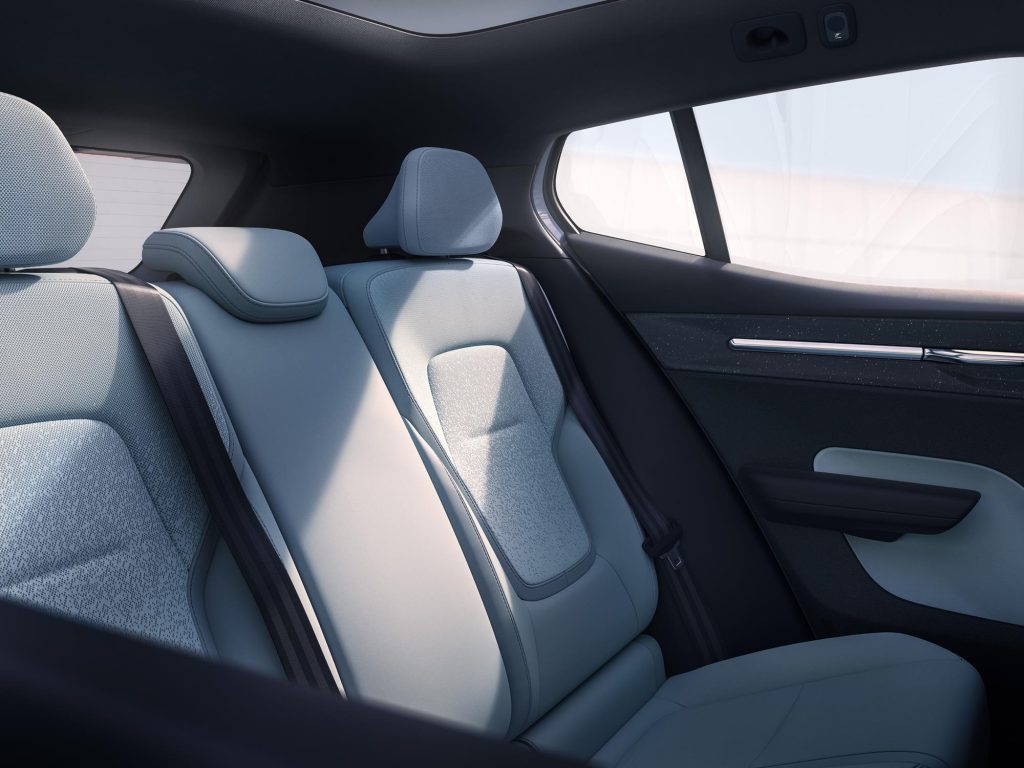 313333_Volvo_EX30_interior - CarNewsCafe